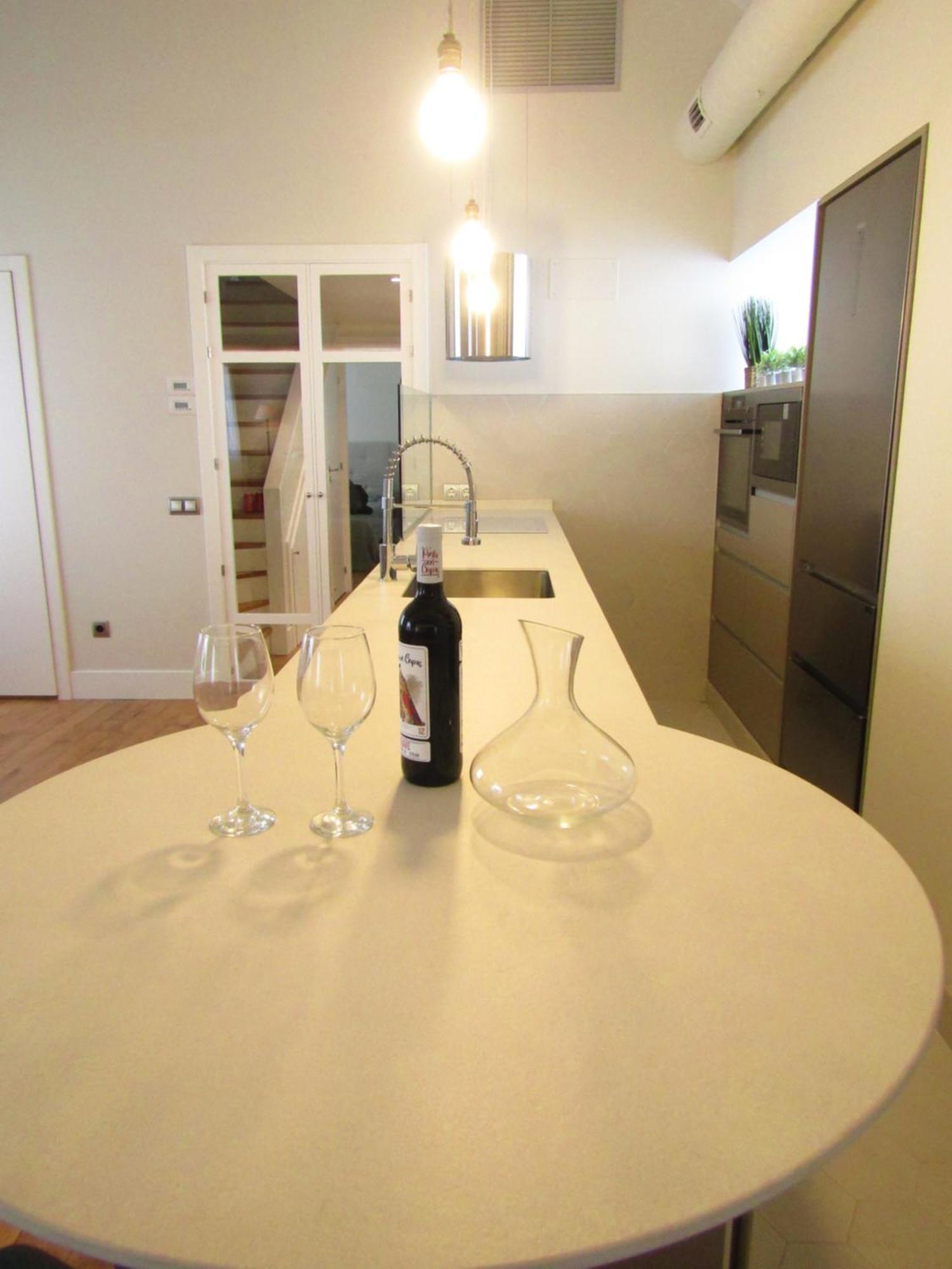 Duplex De Lujo Junto Al Bernabeu Real Madrid Villa ภายนอก รูปภาพ